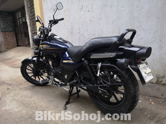 bajaj avenger 2018